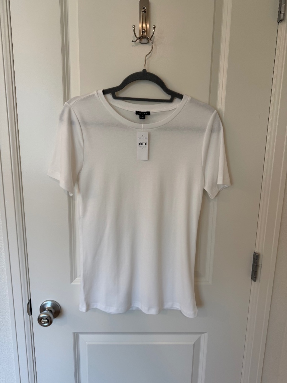 NWT Ann Taylor White Cotton Tee